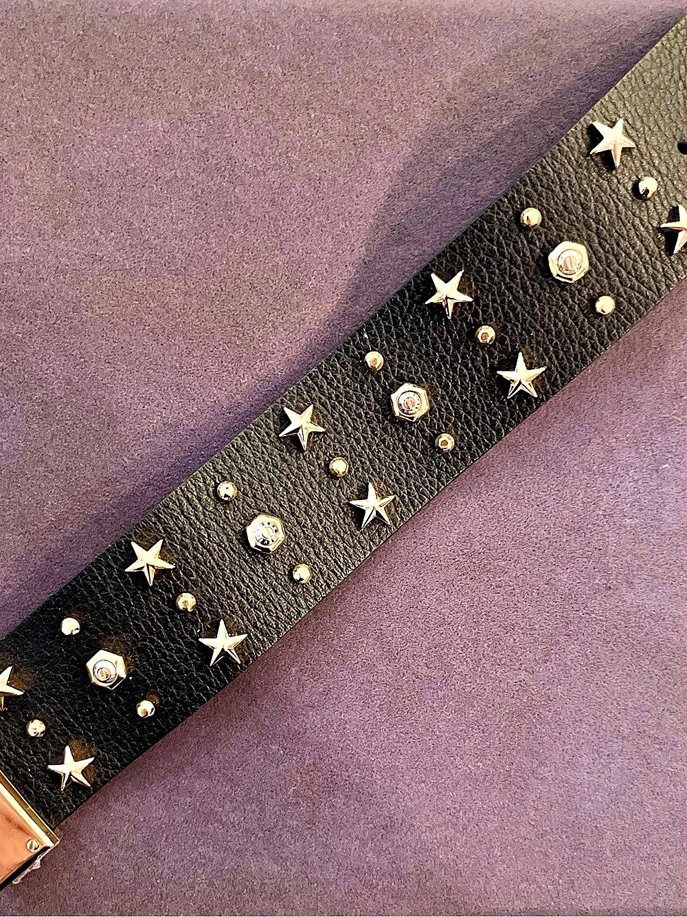 Henri Bendel Black & Gold Studded Star Bracelet NWOT - Picture 6 of 9